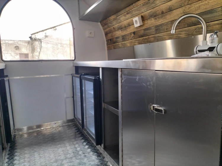 mobile-bar-for-weddings-interuor mobile-bar-for-weddings-interuor